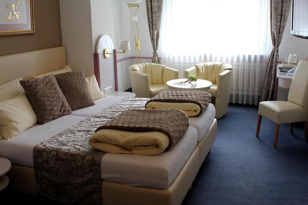 Sletz Parkhotel - Superior Gießen Esterno foto